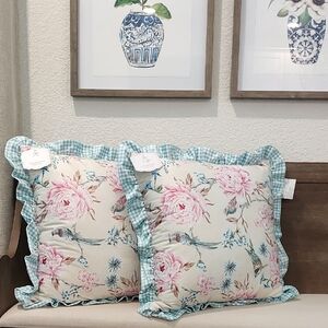 NEW Sweet Charm of Life Accent Pillows 24x24 SET